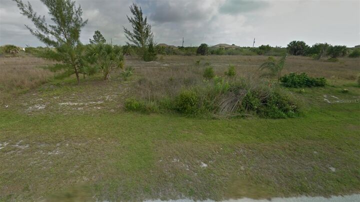 Property Photo:  15785 Melport Circle  FL 33981 
