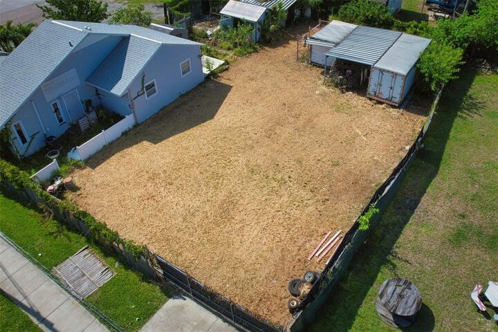 Property Photo:  62nd Avenue N  FL 33781 