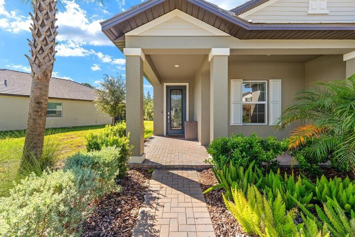 Property Photo:  10314 Banyan Breeze Boulevard  FL 34638 