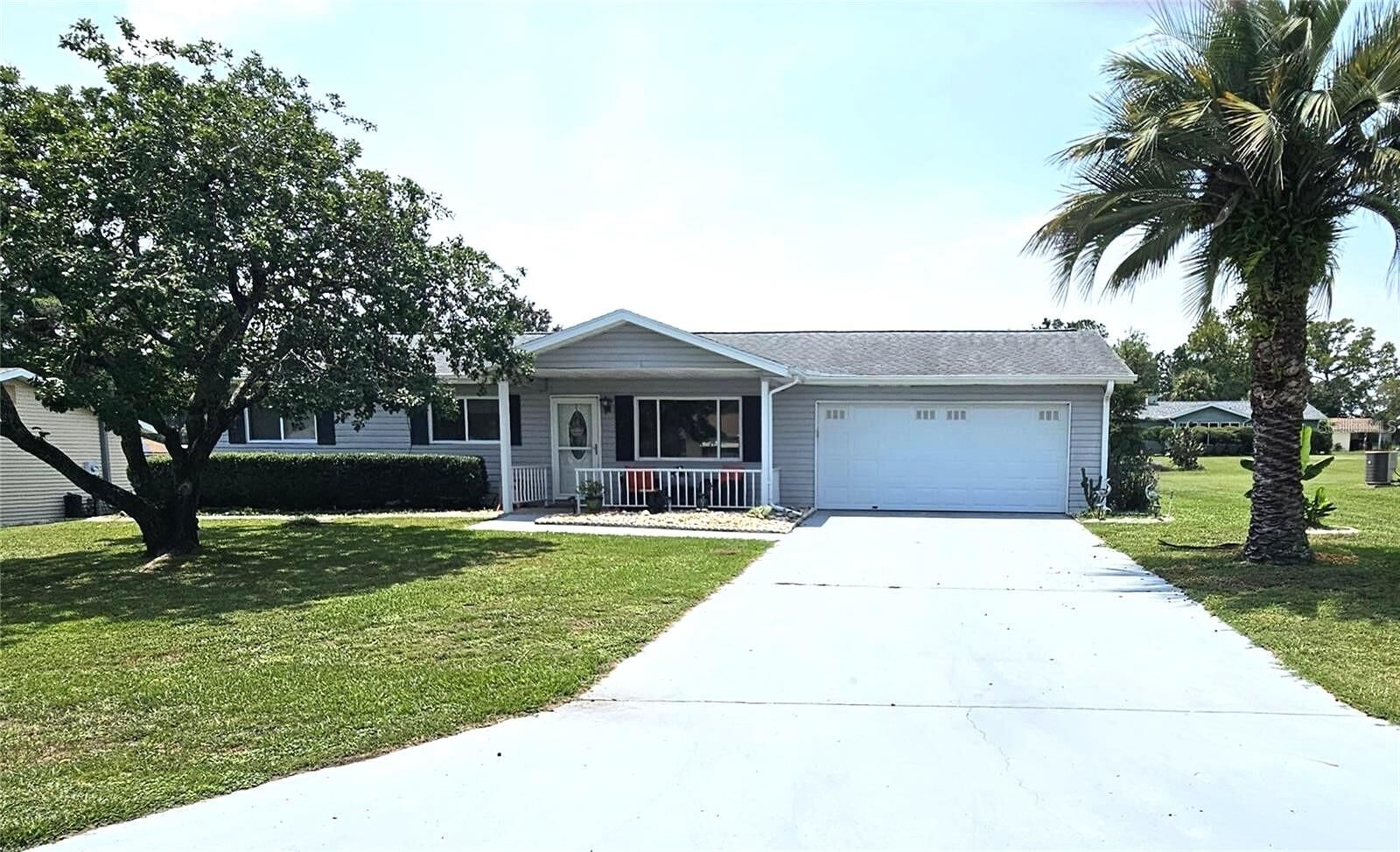 Property Photo: 8142 SW 106th Street FL 34481
