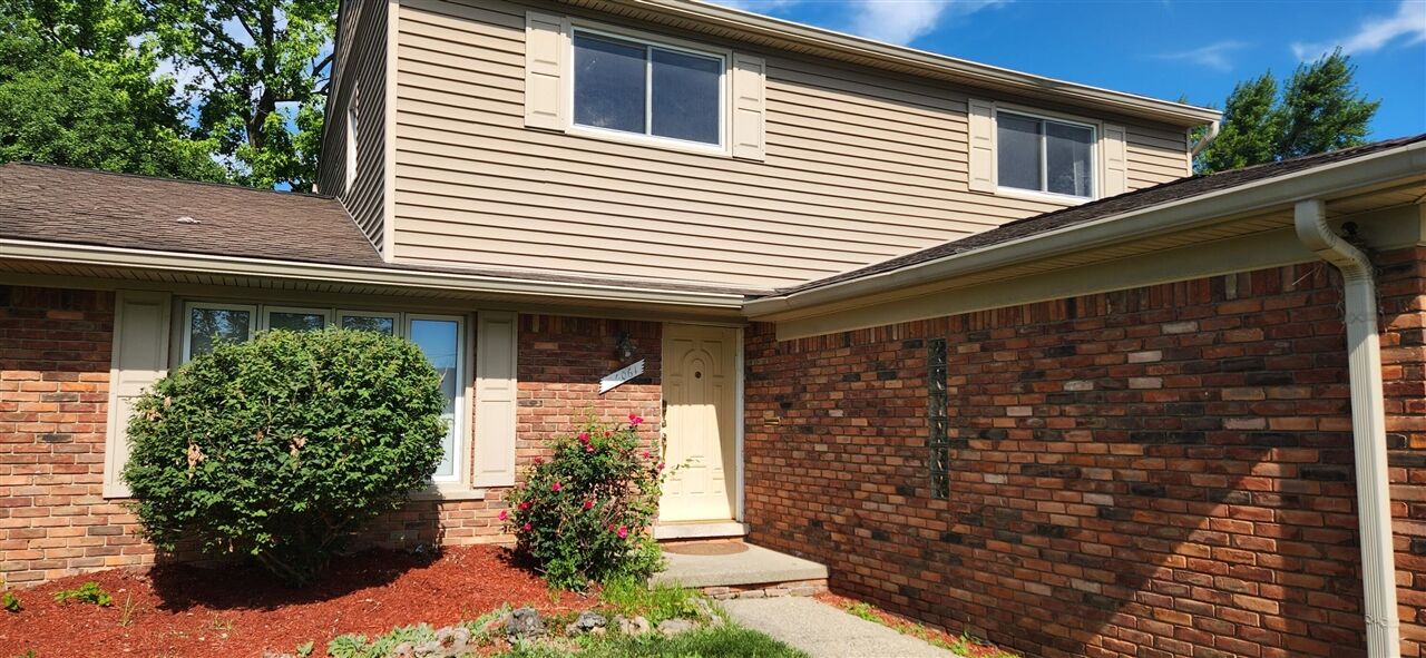 Property Photo:  26061 Marlowe Place  MI 48237-1046 