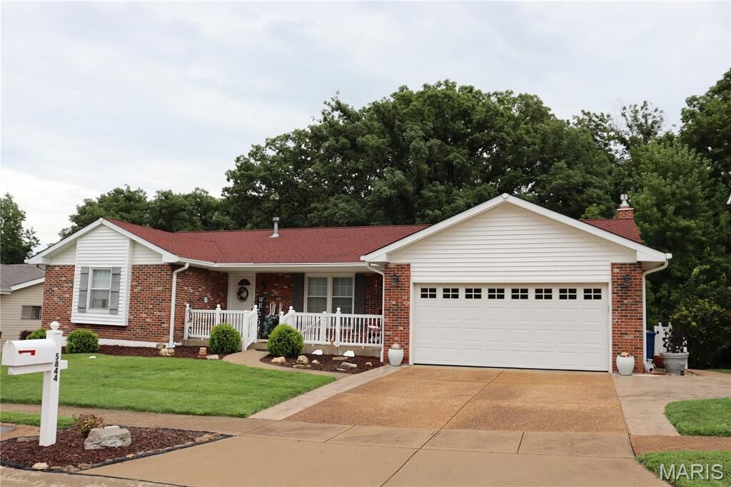 Property Photo: 5844 Pierwood Drive MO 63129