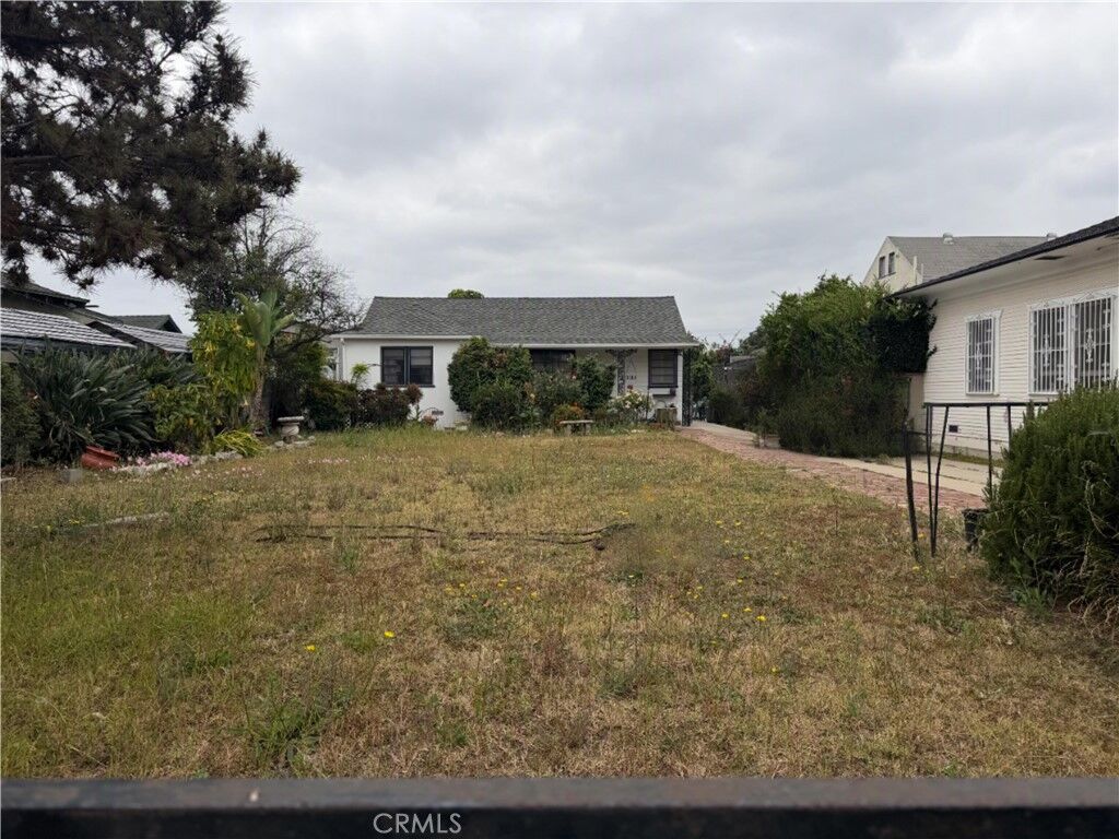 Property Photo: 3014 Lanfranco CA 90063