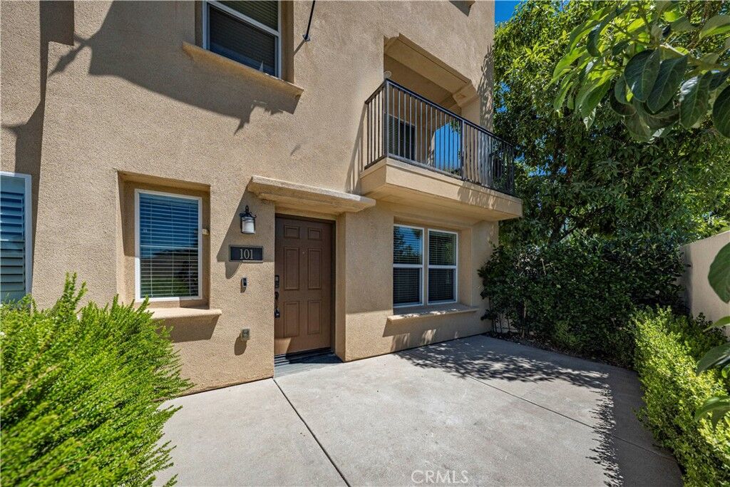 Property Photo: 803 N Dalton Avenue 101 CA 91702