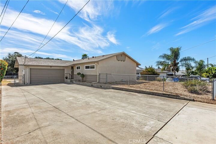 Property Photo: 127 Brandenburg Lane CA 92028