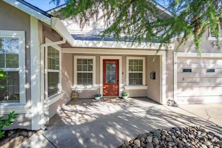 Property Photo:  806 Jo Anne Lane  CA 95678 