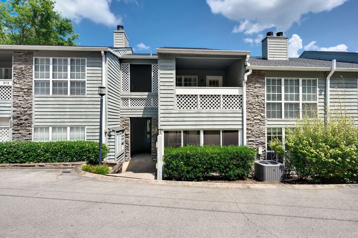 Property Photo: 308 Post Creek Rd TN 37221