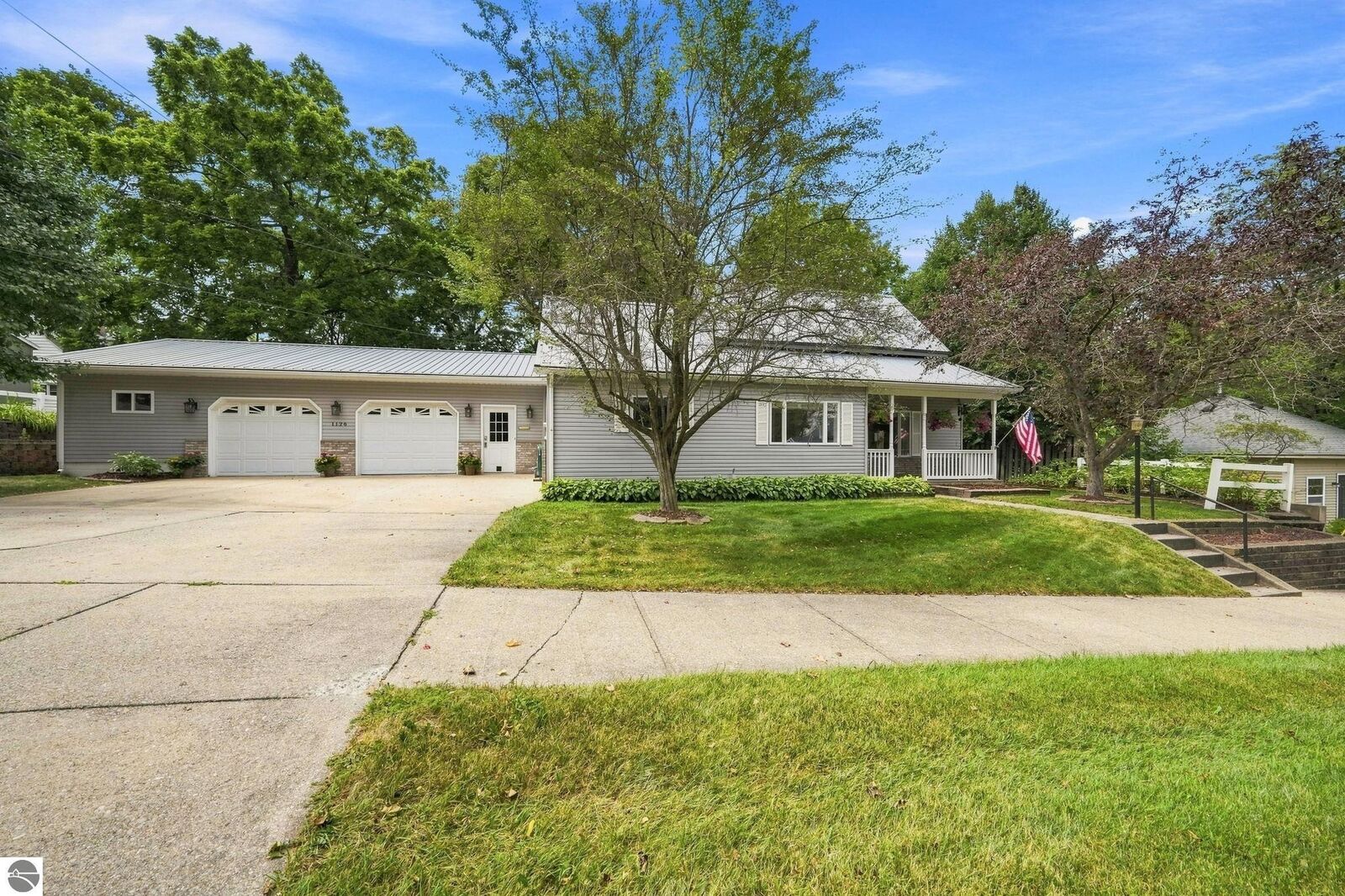 Property Photo: 1126 Laurel Street MI 49601