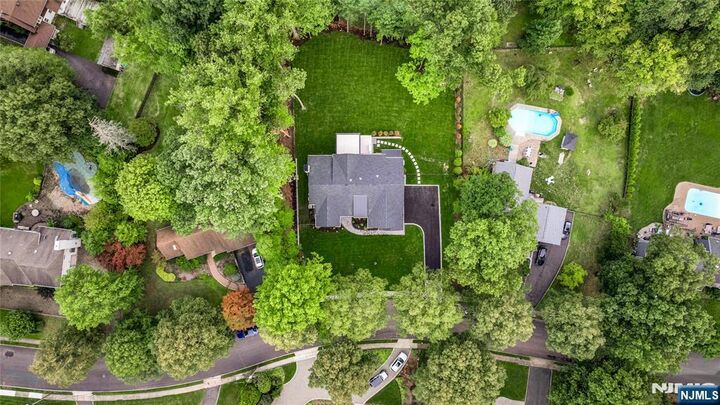 Property Photo:  19 Dearborn Drive  NJ 07675 