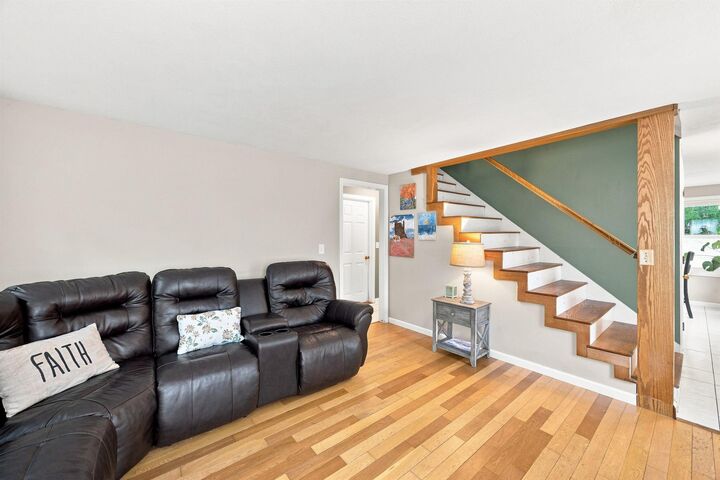 Property Photo: 294 Cross Road NH 03275