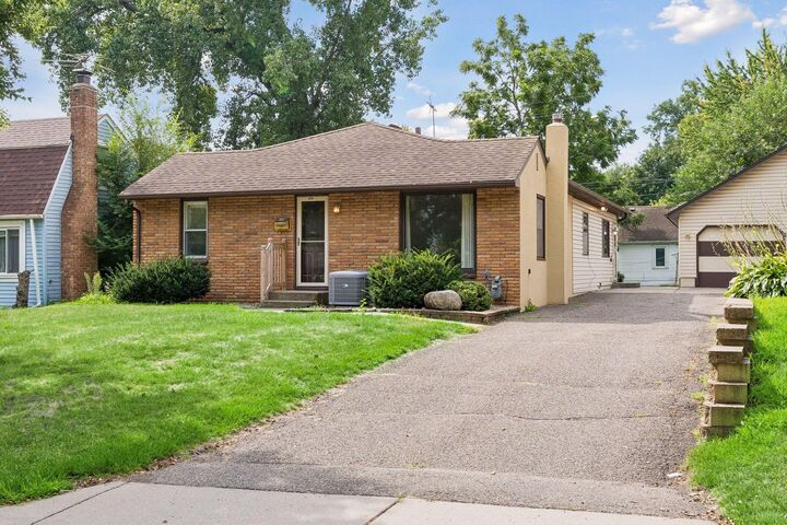 Property Photo: 96 Orange Avenue W MN 55117