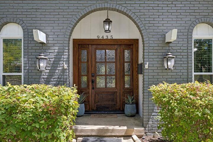 Property Photo:  9435 Hunters Creek Drive  TX 75243 