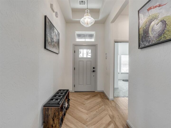Property Photo: 6609 NW 148th Street OK 73142