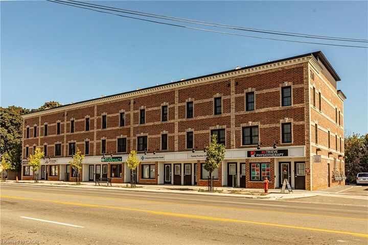 760 Lakeshore Road E 201 — photo 1
