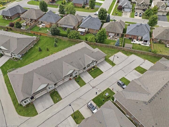 Property Photo: 194 Donly Drive S 14 ON N3Y 0C6