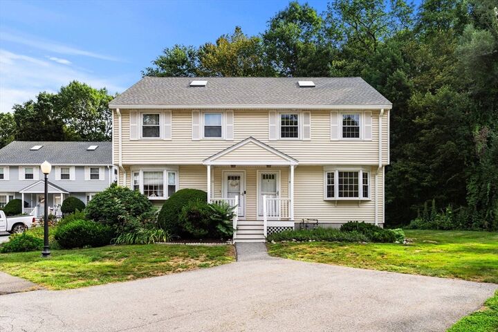 Property Photo:  9 Franzone Dr 9  MA 01835 