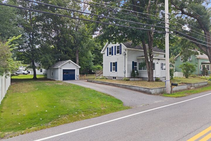Property Photo:  10 Pine St  MA 01886 