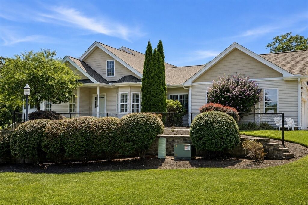 Property Photo:  1 Apple Seed Drive 1  MA 01545 