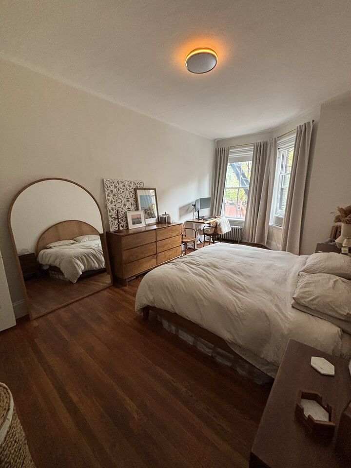 Property Photo:  303 Beacon St. 2  MA 02116 