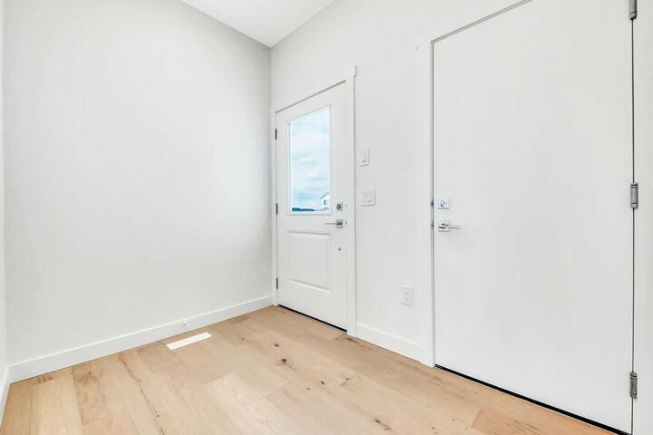 Property Photo: 33 Linden Place AB T4E 3C4