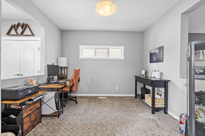 Property Photo:  82 Cimarron Grove Close  AB T1S 0H5 