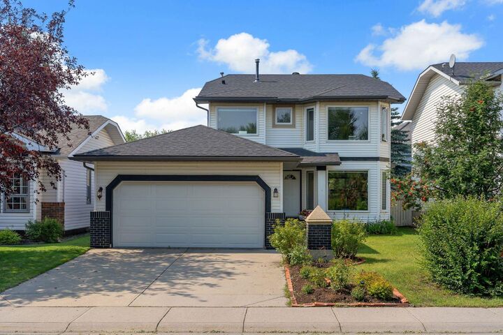 11 Arbour Summit Close NW — photo 1
