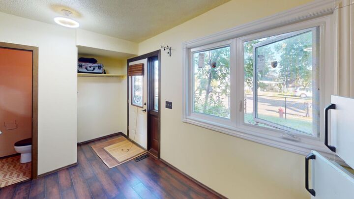 Property Photo: 307 8 Avenue AB T0J 0B0