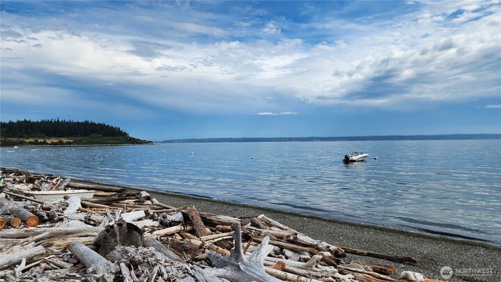 Property Photo:  176  Driftwood Shores Road  WA 98282 