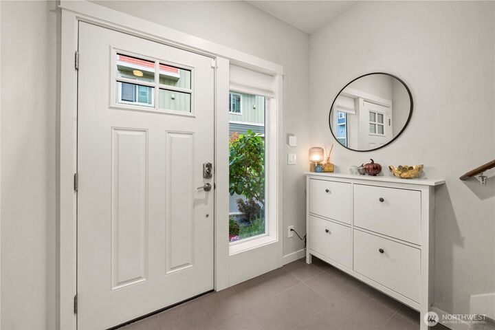 Property Photo:  23000 NE 8th Street E5  WA 98074 