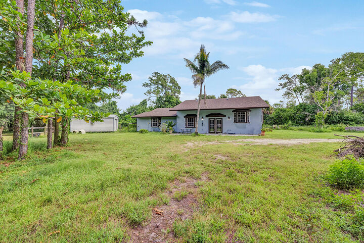 Property Photo: 14281 79th Court N FL 33470