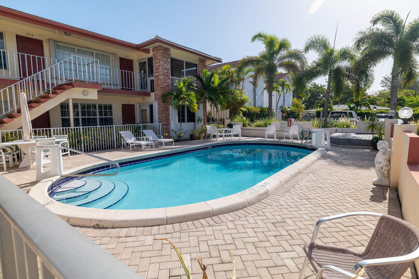 Property Photo: 3215 NE 15th Street 204 FL 33062