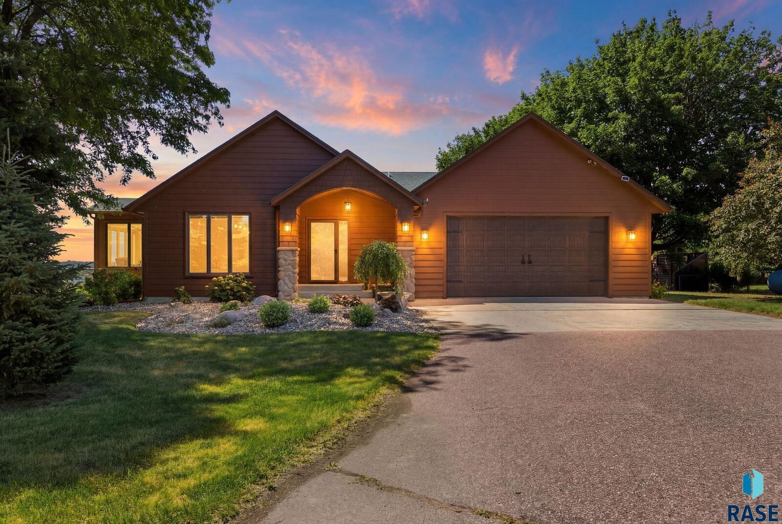 Property Photo: 47649 Surrell St SD 57104