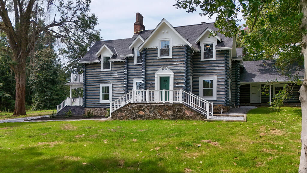 Property Photo:  1728 8th Street  VA 23824 