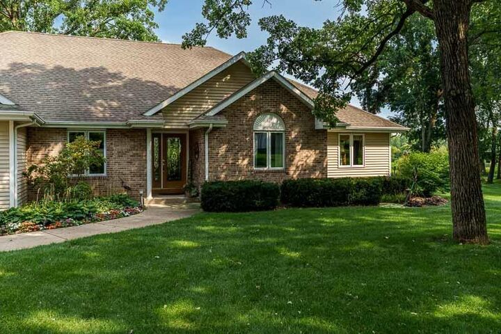 Property Photo:  3991 S Savanna Way  WI 53511 