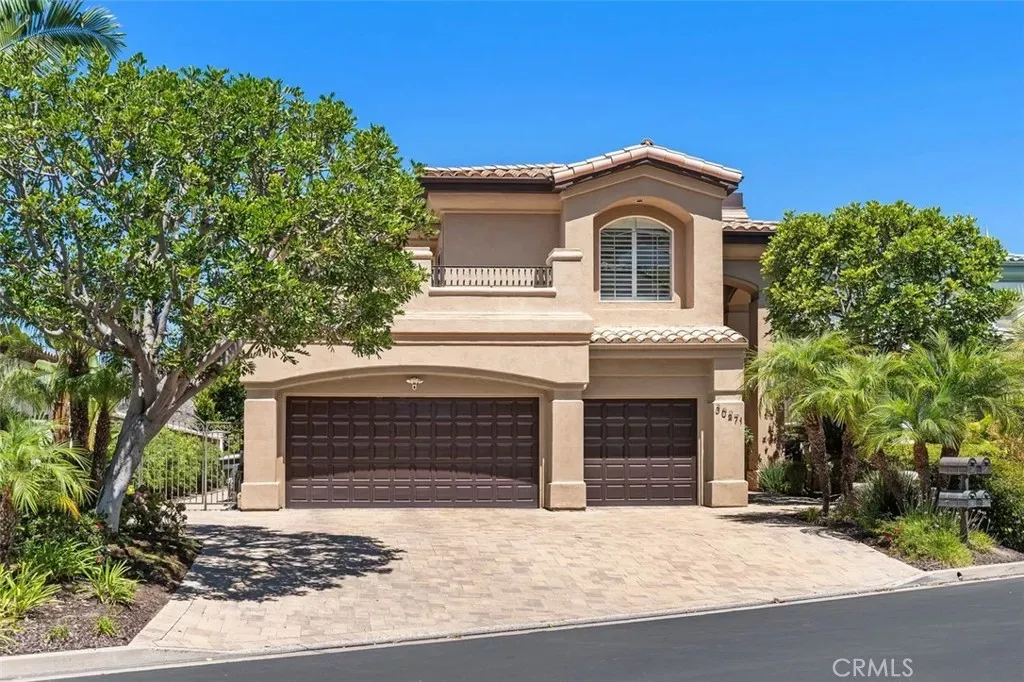 Property Photo:  30271 Via Festivo  CA 92675 
