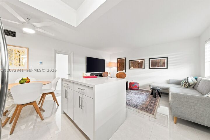 Property Photo:  2930 Day Ave N104  FL 33133 