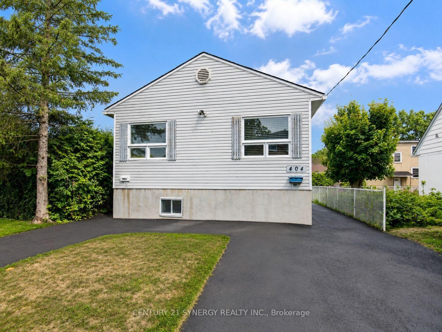 Photo de la propriété:  404 Dieppe Street B  ON K1L 6V4 