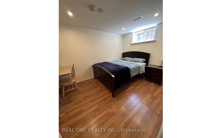 Property Photo:  58 Sewell Drive Bsmt Room 2  ON L6H 1C5 