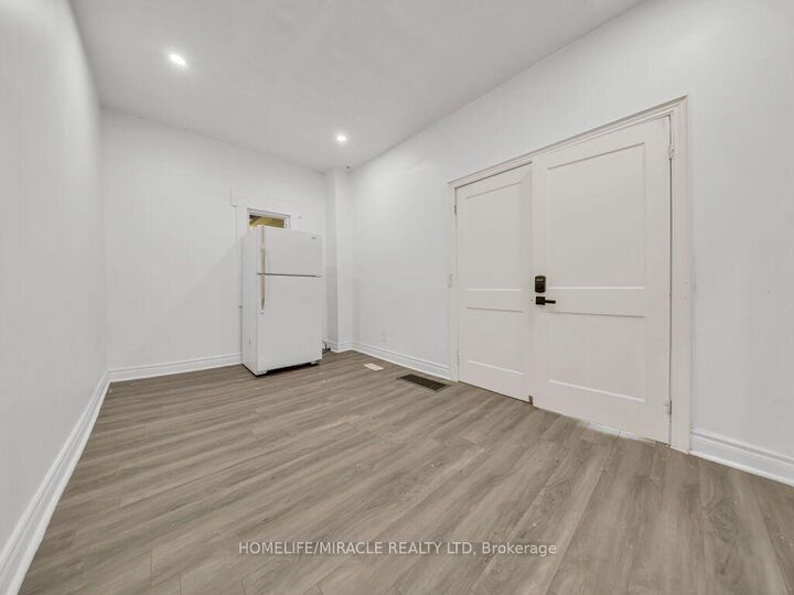 Property Photo: 7964 Wellington County 109 Road ON N0G 1A0