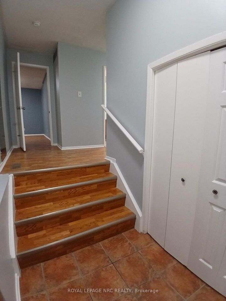 Property Photo:  5583 Ontario Avenue A  ON L2E 3S4 