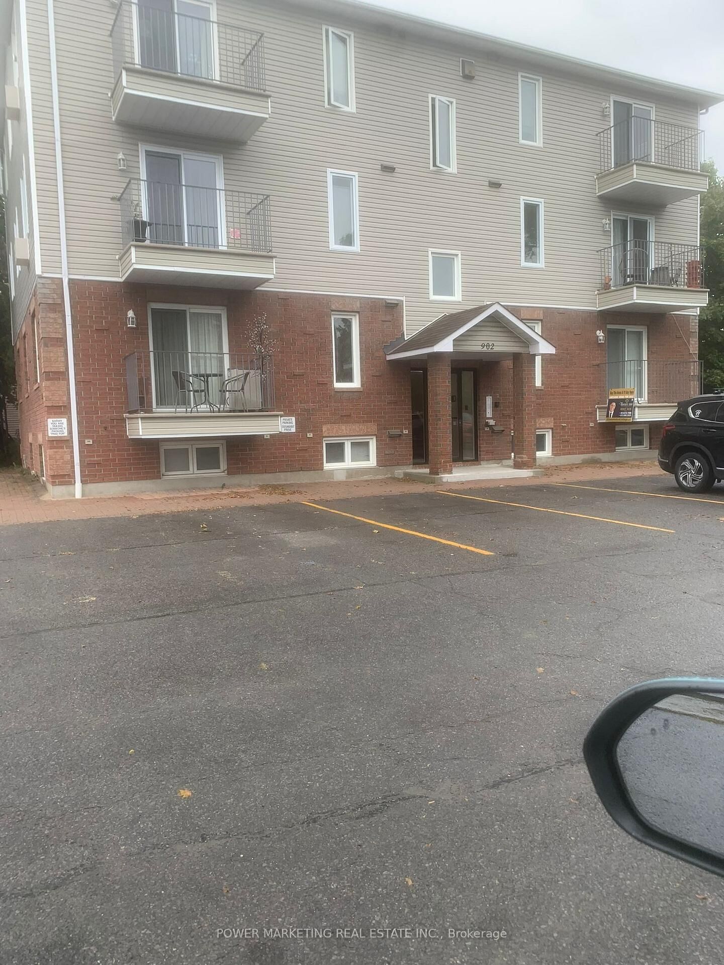 Property Photo: 902 Notre Dame Street 100 ON K0A 1W0