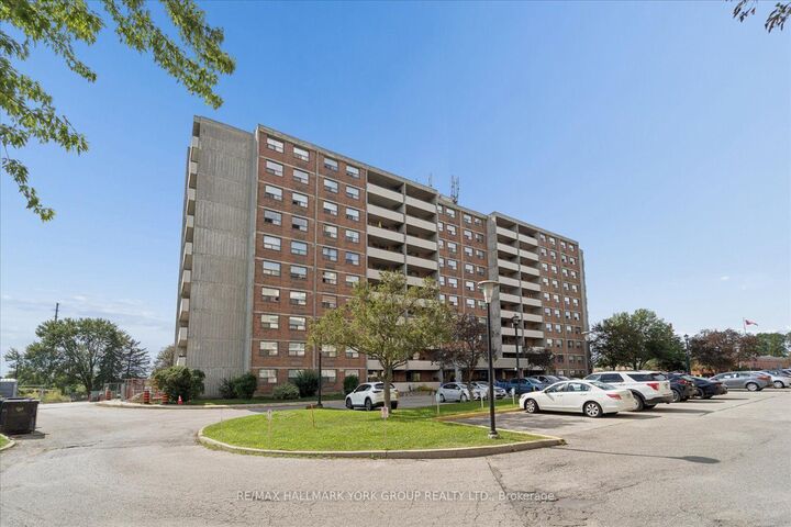 Property Photo:  20 William Roe Boulevard 405  ON L3Y 5V6 