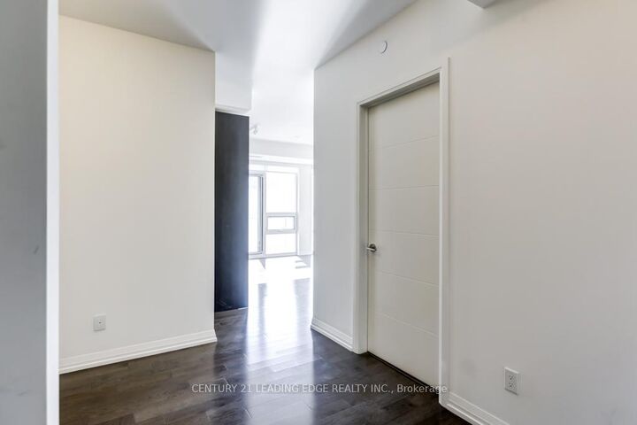 Property Photo:  460 Adelaide Street E 939  ON M5A 1N6 