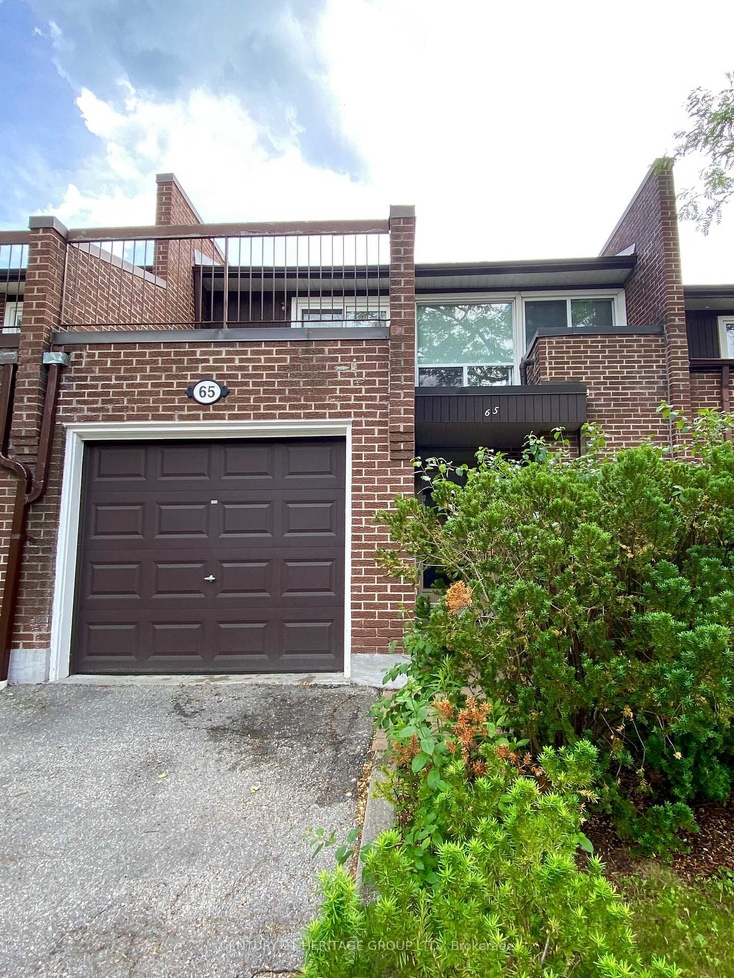 Property Photo:  65 Black Hawk Way  ON M2R 3L7 