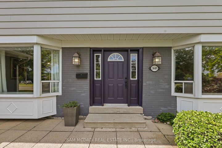 Property Photo: 1449 Truscott Drive ON L5J 1Z1