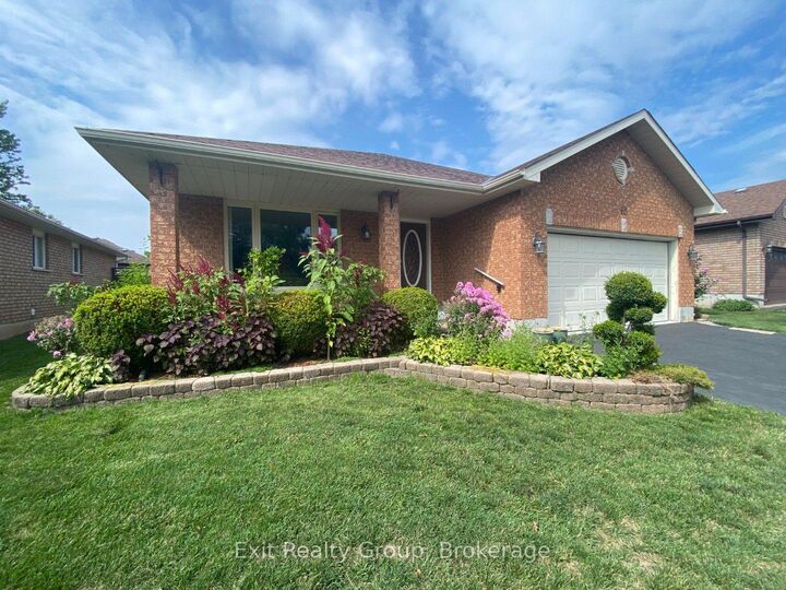 60 Oak Ridge Boulevard — photo 1