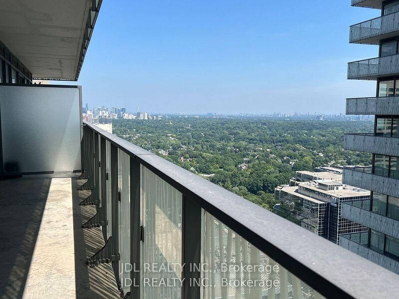 Property Photo: 42 Charles Street E 3609 ON M4Y 1T4
