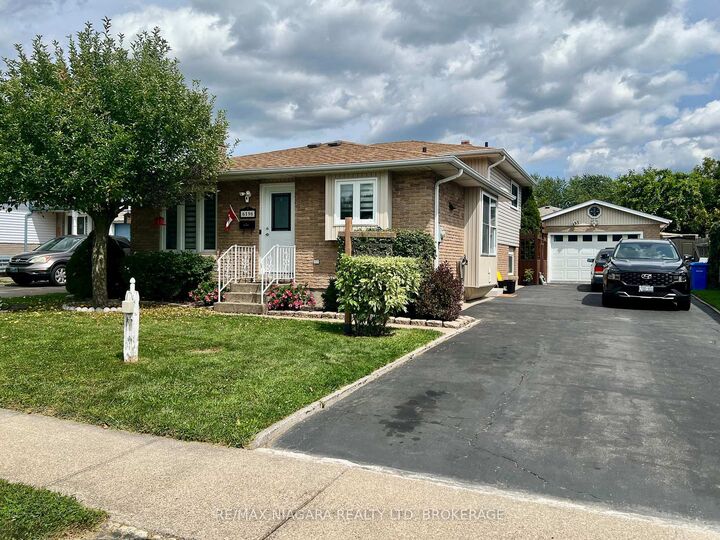 Property Photo: 6196 Kirkland Drive ON L2H 2A6