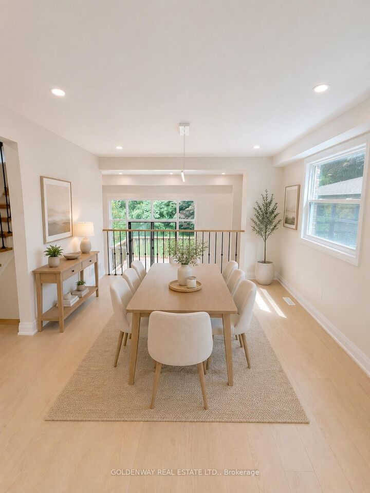 Property Photo: 114 Loganberry Crescent ON M2H 3H1