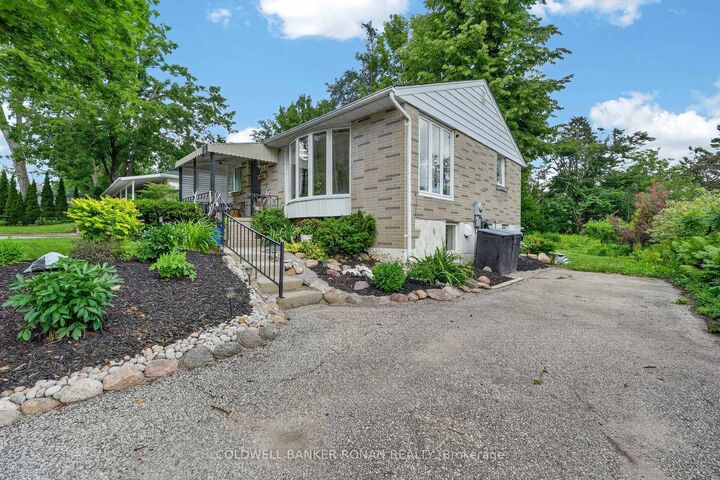 Property Photo: 9 Vine Street ON L4N 2B1